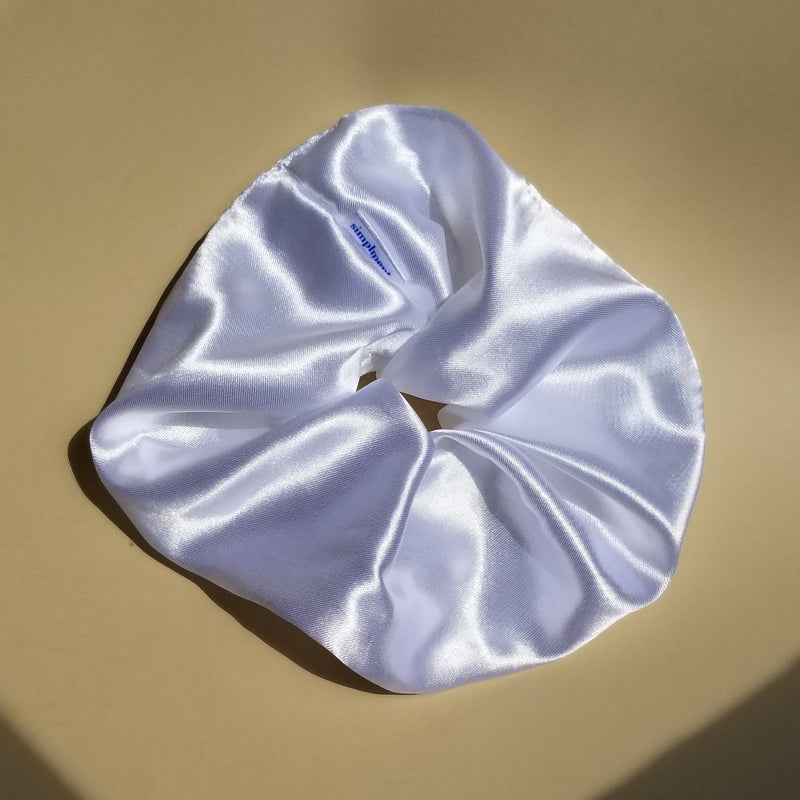 Giant Scrunchie - Satin white - simplment